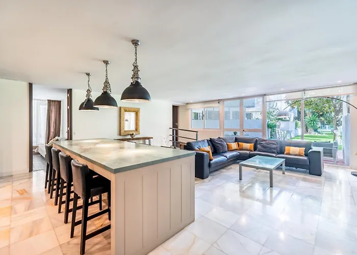 Roy Boston شقة ماربيا